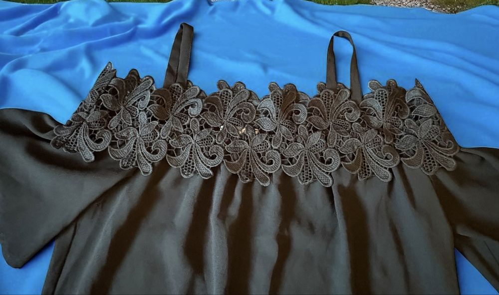 Czarna bluzka hiszpanka z koronką Soon, r. 38/40