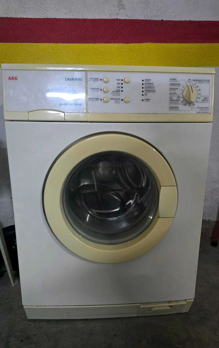 Maquina lavar roupa AEG Lavamat