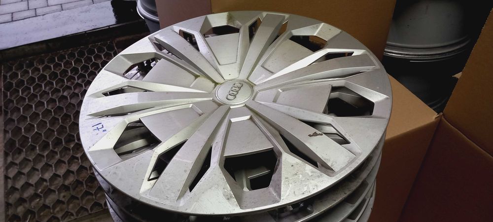 Kołpaki samochodowe 17" oryginalne AUDI / VW - komplety i sztuki