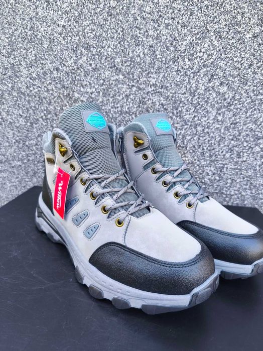 Okazja Sportowe buty ocieplane nowe szare męskie 41 ostanie pary