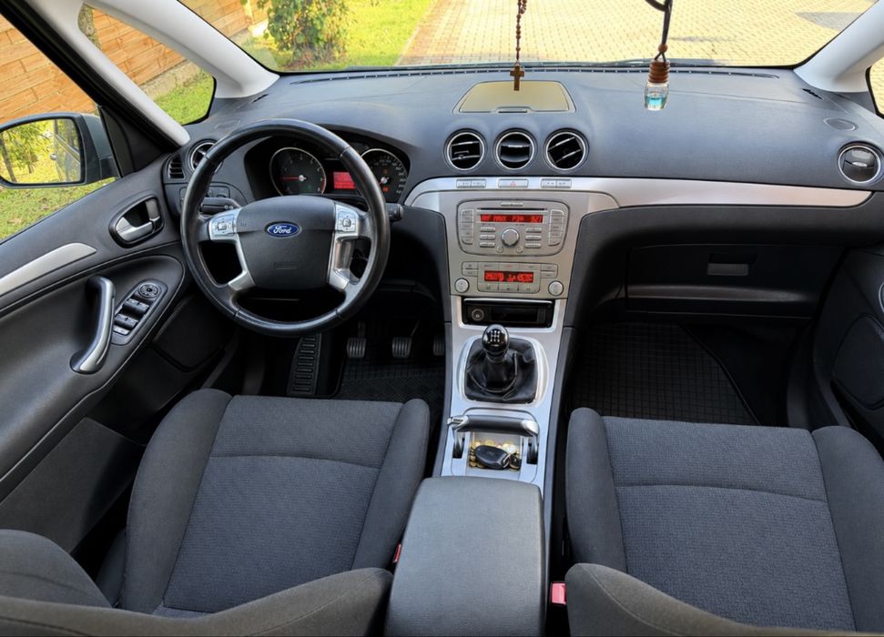 Ford  S-MAX 2008