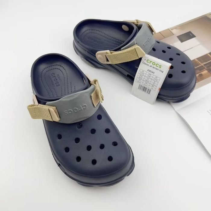 Crocs All-Terrain Clog з ременем Turbo - універсальні сабо від 36до 41