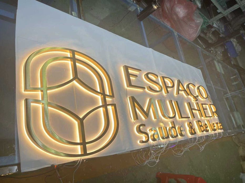 Letras Luminosas LED 3D Personalizadas para Espaços Comerciais