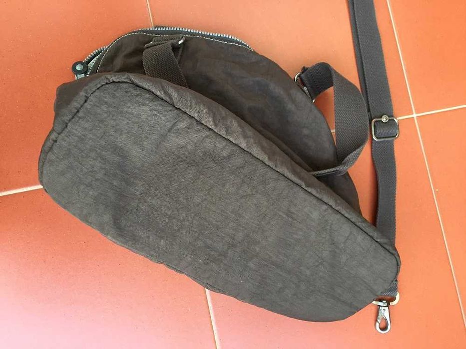 Carteira senhora --- KIPLING -- Castanha escura