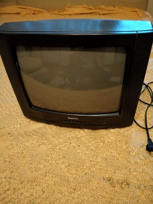 Телевизор Saturn
