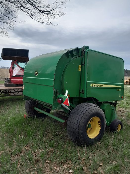 Balownica prasa rolująca John Deere F440E