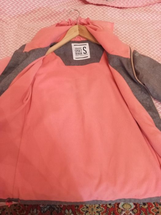 Куртка Cropp, терміново!