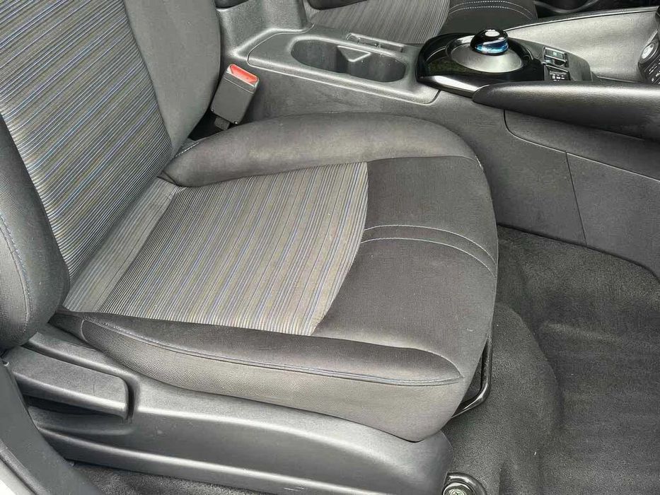 Nissan LEAF SL Plus      2020