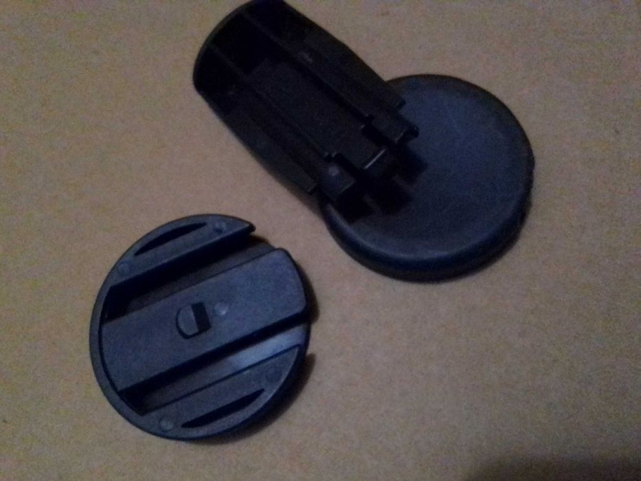 Заглушки (от пыли) Quinny/MaxiCosi.