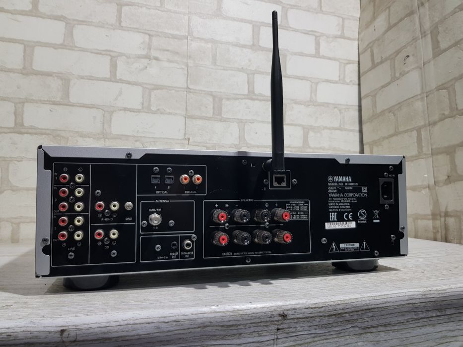 Стерео ресивер YAMAHA R-N803D, *2x145 Вт, Wi-Fi, Bluetooth, USB б/у з Німеччини