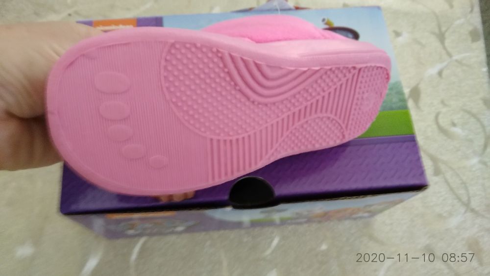 PROMOÇÃO! Pantufas Skye c caixa NOVAS!