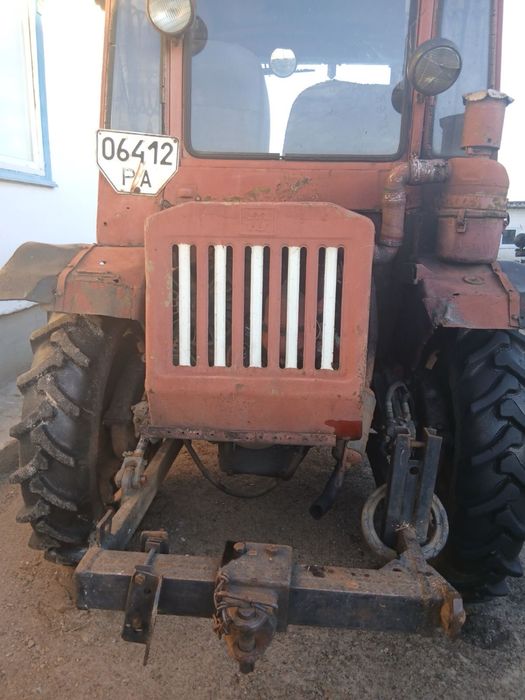 Продам трактор т-16