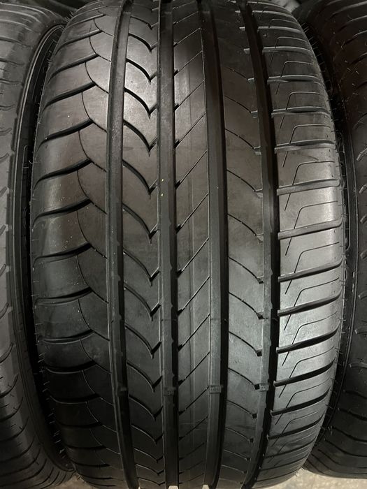 255/40/18+225/45/18 R18 Goodyear Efficient Grip RSC 4шт