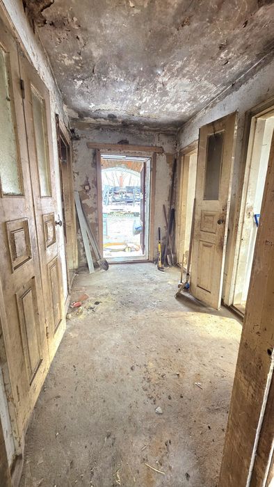 Терміновий Продаж по вул.Українська буд.20.