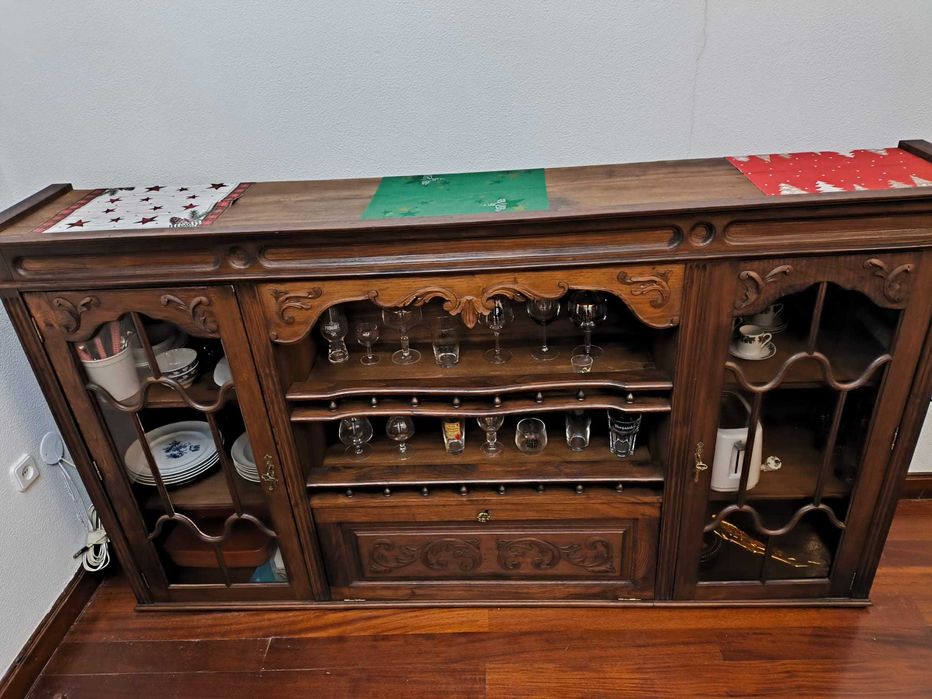 Aparador Rústico para Sala de Jantar/Estar