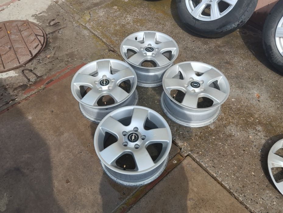 Продам комплект дисків OPEL R15.