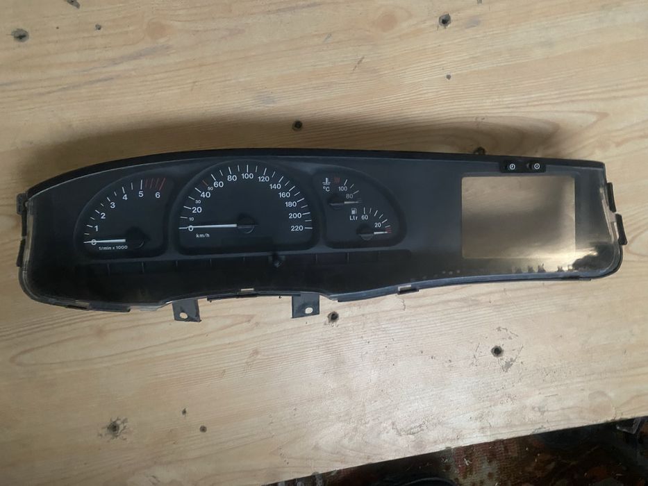 Панель приладів Опель Вектра Б, щиток приборів Opel Vectra B