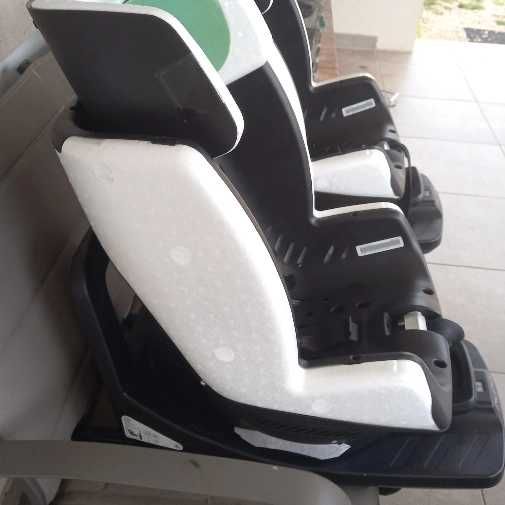 Cadeira auto nuna Rebl Plus berry