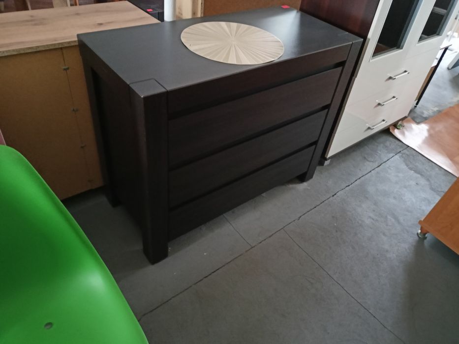 Komoda z szufladami kolor vege