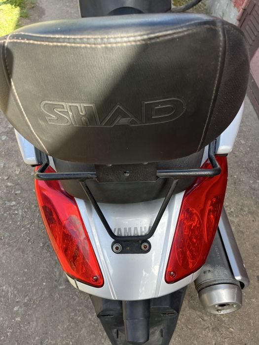 Yamaha X-max 125
