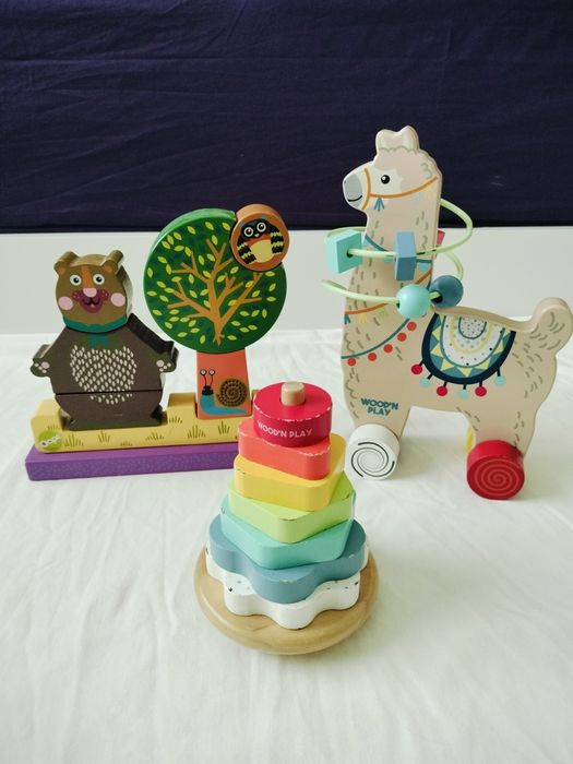 Lote brinquedos Montessori em madeira +12M