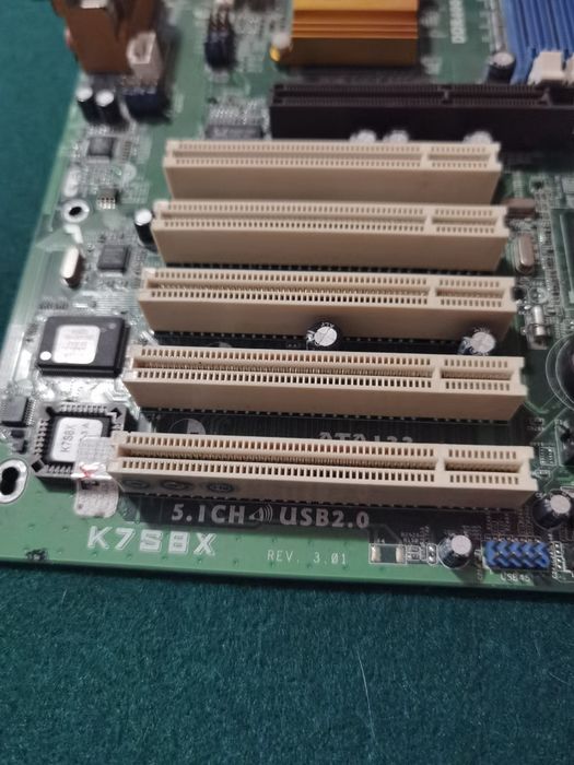 Płyta główna ASRock K7S8X