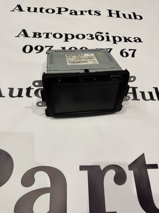 ПРОДАМ ОРИГІНАЛЬНУ МАГНІТОЛУ Renault Duster 2020 року випуску.