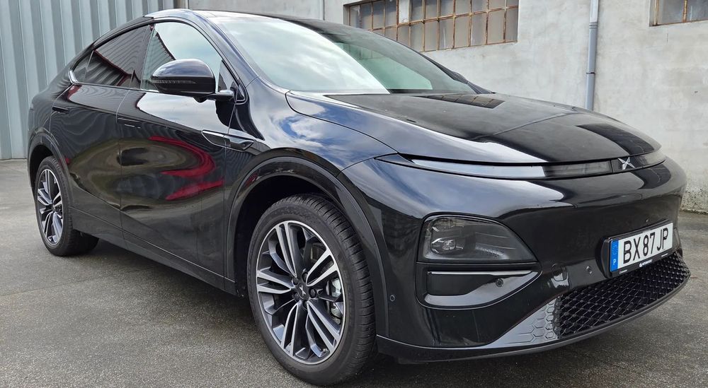 Xpeng G6 87.5 kWh AWD Performance + Gancho de Reboque