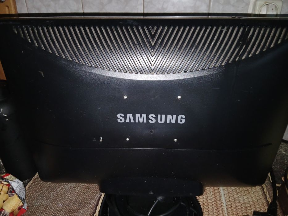 Монітор самсунг  931BW