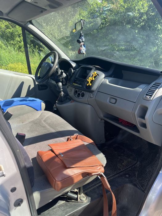 Renault Trafic 2.5 (2010”), 9000$