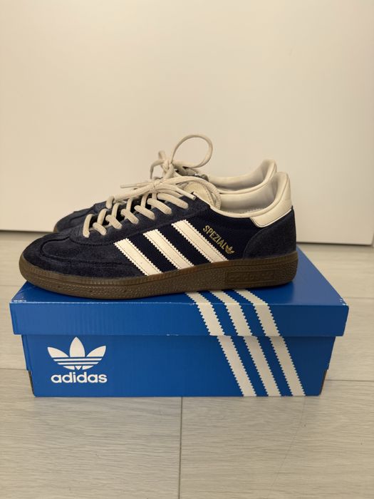 Кросівки дівчини Adidas Handball Spezial Navy Blue Gum (JH5440) — Жіночі / Оригінал