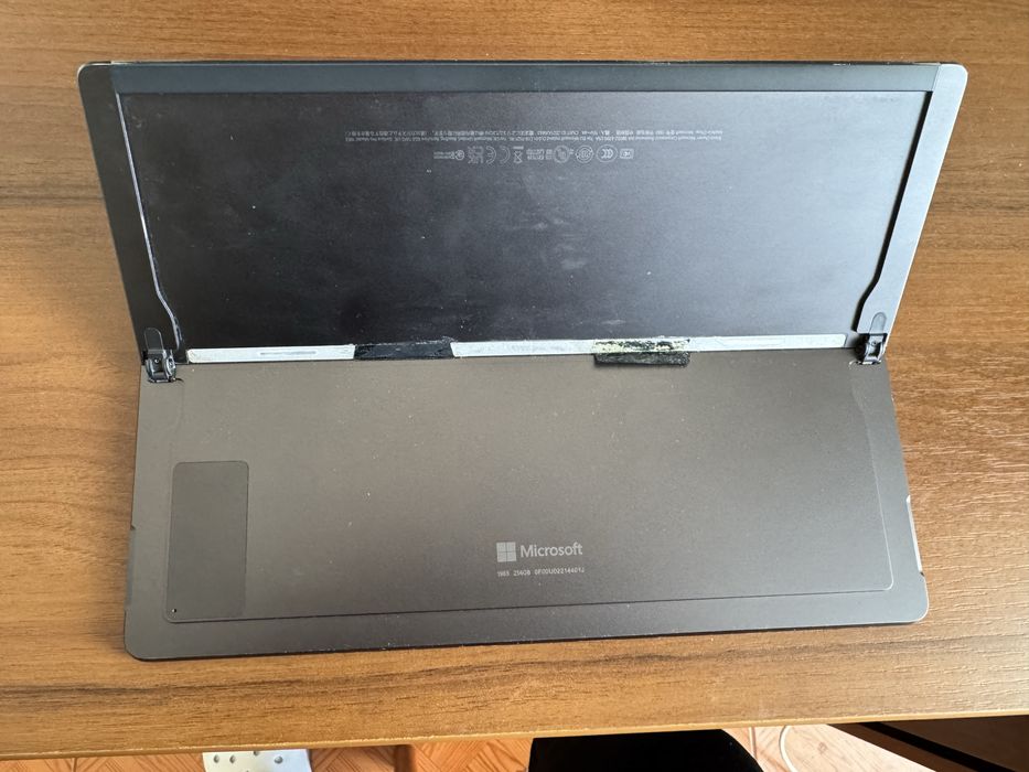 Surface pro 8 8/128 3к екран 120 hz (не працює сенсор)