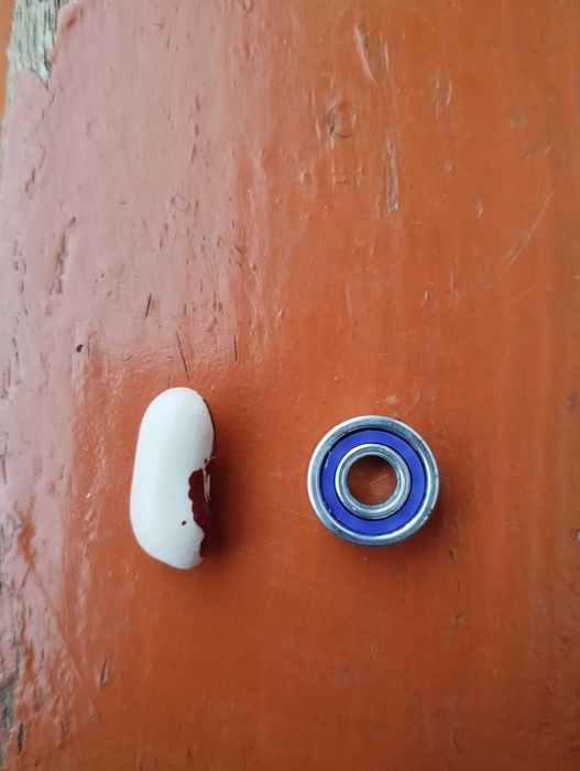 Продам підшипник типу 608