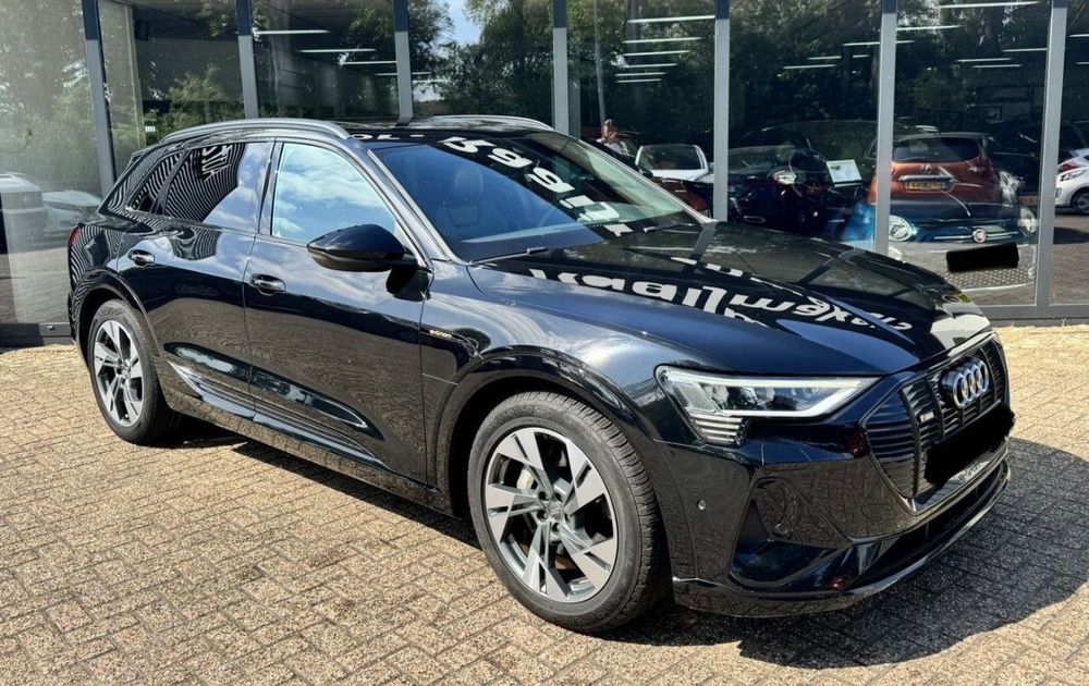 Audi e-tron 50 quattro S line