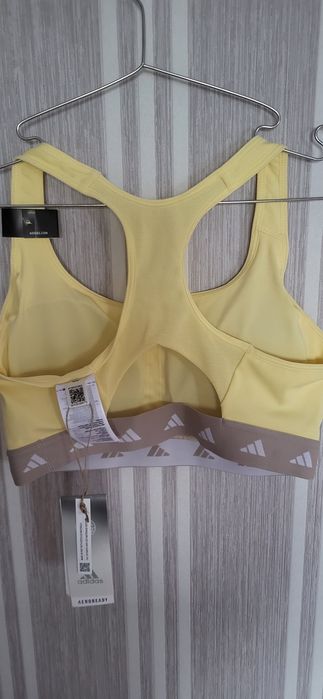 Топ для спорту Adidas