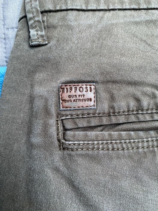 Calças Tiffosi como novas