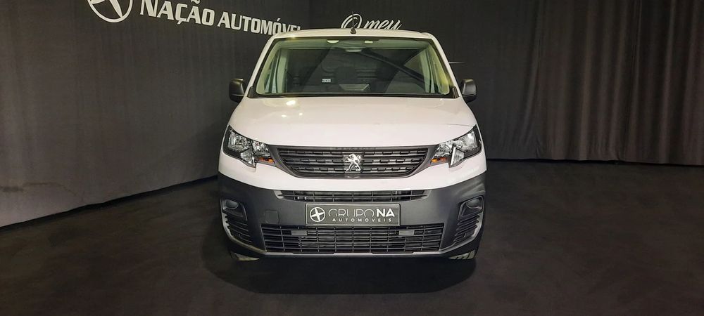 Peugeot Partner Longa 1.5 BlueHDi 100cv 6 vel. 3 lug. 5 portas