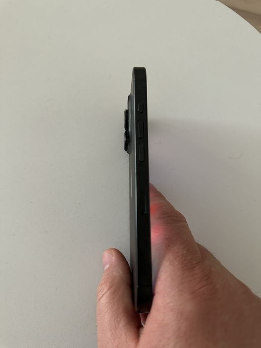 iphone 16 pro 128 gb black ideał bat 90% komplet