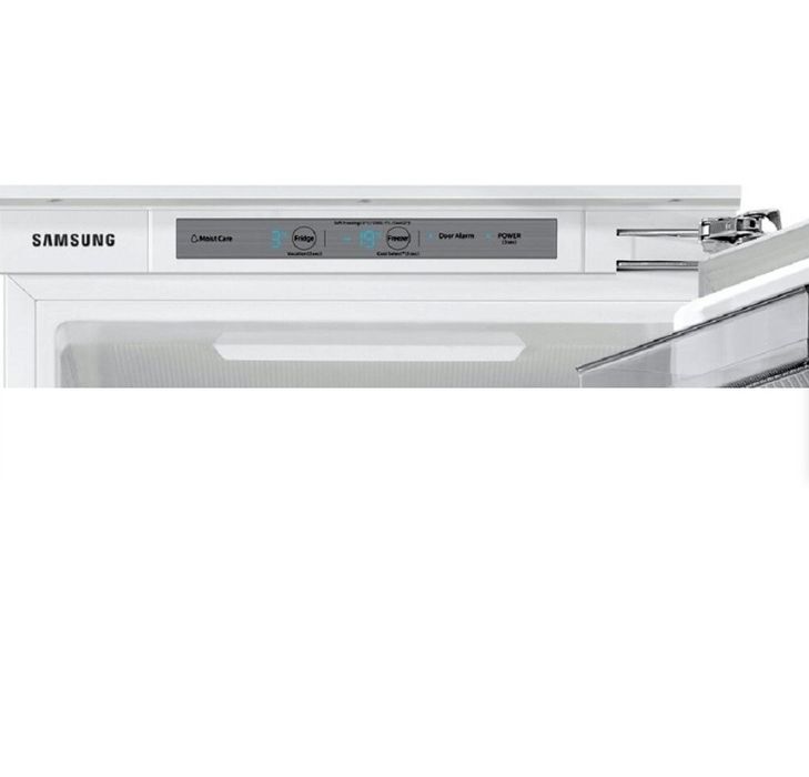 Холодильник Samsung