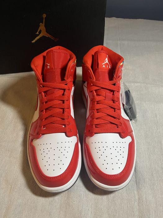 Air Jorda Mid 1 Barcelona Sweater Red Patent - Tamanho 41