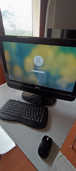 LCD TV e monitor 22 polegadas ASUS 22T1E