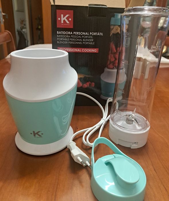 Batedora Portátil-Marca K Professional Cooking-Potência 300W