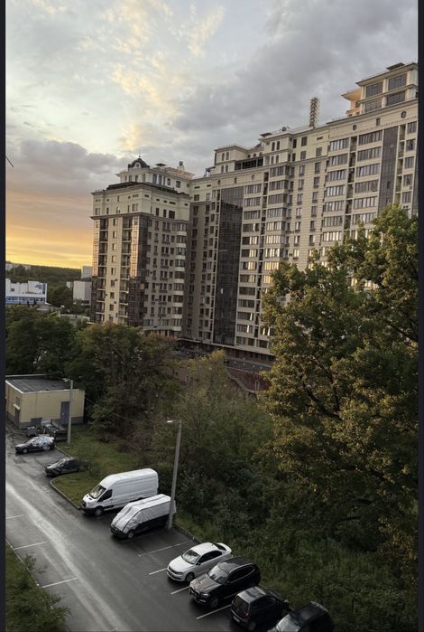 Продам 2х.кв. S-70м2.6/16 ЖК Сокольники