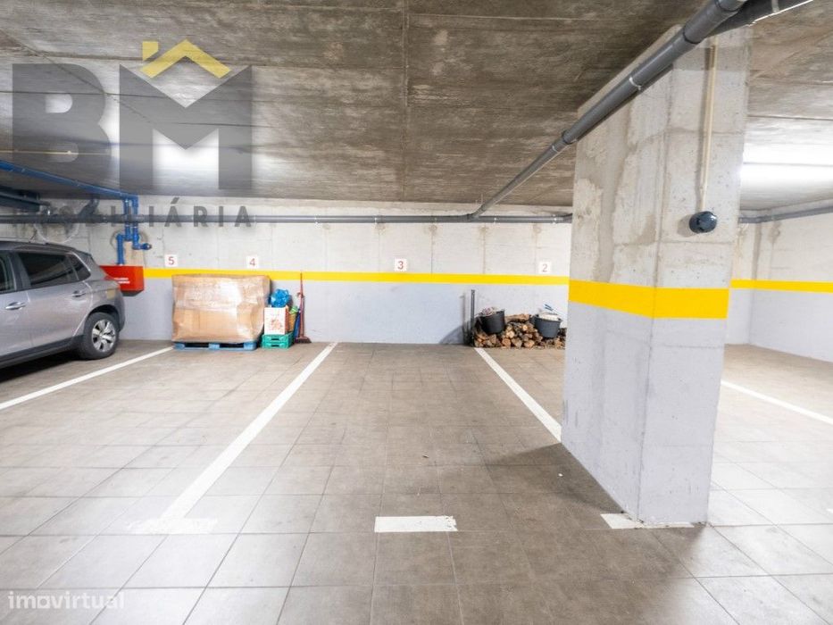 Apartamento T1 convertido em T2 com Tecnologia e Centralidade