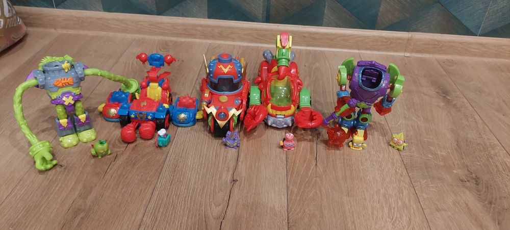 Superzing superthings figurki pojazdy