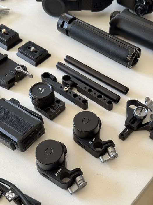 Dji Ronin Rs2 Pro + Extras