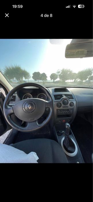 Conta com 220 mil kms, esta bem conservada para o ano. Mecânica boa e fiavel. Alguns detalhes a farzer. Entre em contato pra mais informações.