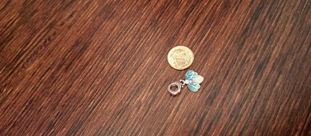 Charms koralik pszczółka posrebrzany