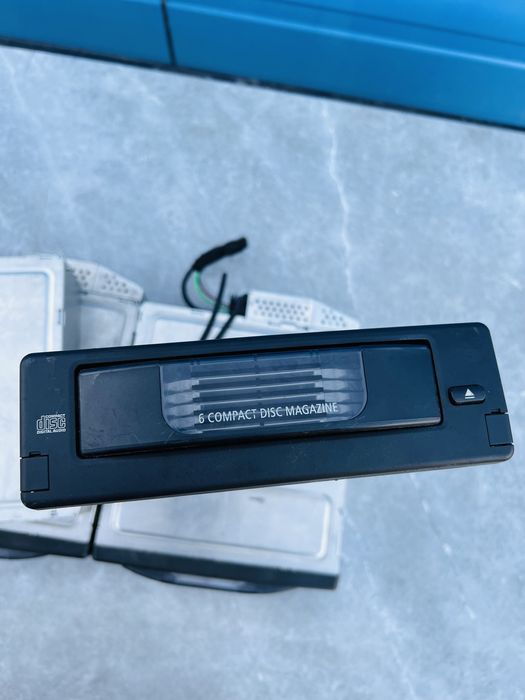 BMW БМВ Е60 Е61 Сіді Чейнджер CD - Changer Al 6 дисків BUMER Шрот е60