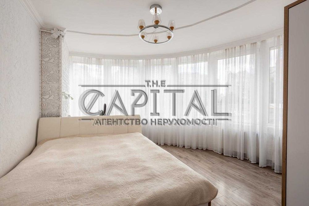 Продаж 3 кімнатної квартири вул. Дмитрівська 60/19 СРОЧНАЯ ПРОДАЖА